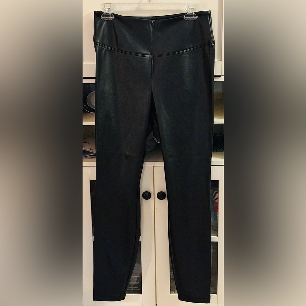WHBM Vegan Leather Runway Legging Black 12R NWT